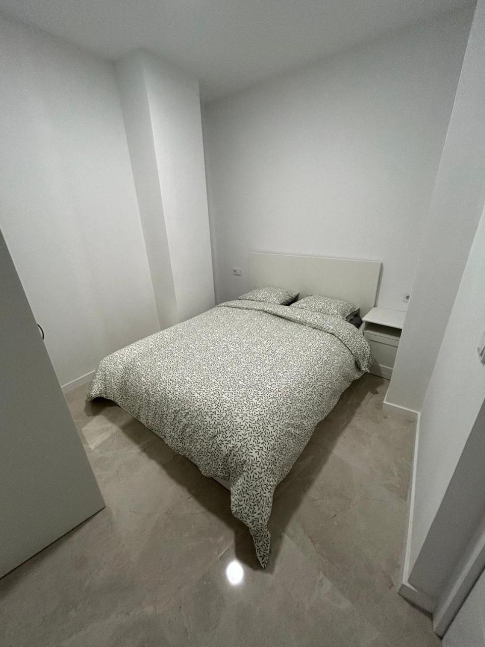 Elegance Apartment Alicante Eksteriør billede